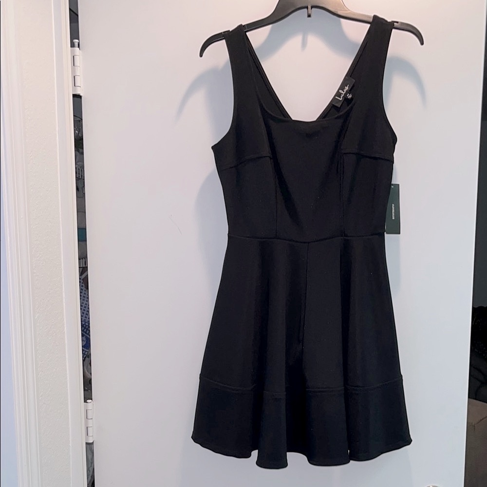 NWTs Lulus Elegant Black Sleeveless Dress Size medium